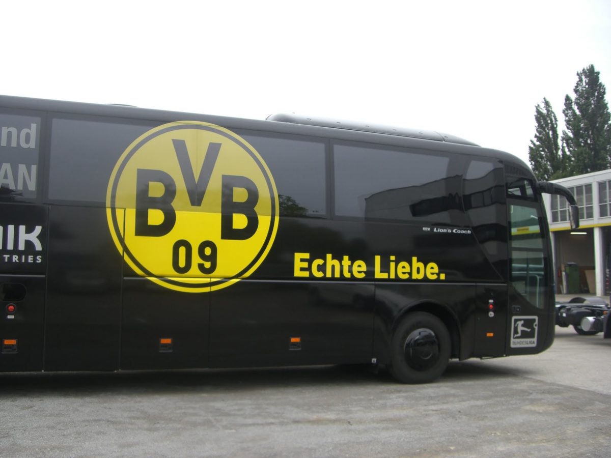 Borussia Dortmund, Explosão no ônibus