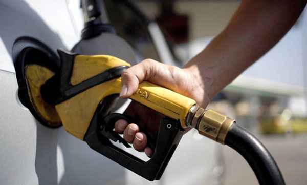 aumento de impostos na gasolina